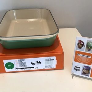 NEW Le Creuset Cast Iron Rectangular Roaster 5.25 Qt Rosemary 15.75